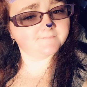 Meet your Posher, Rayna